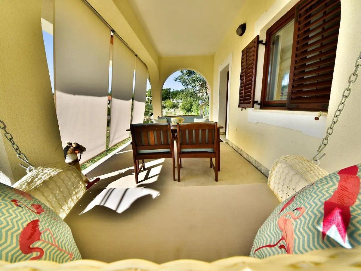 Lovely Apartment In Kru Evo With Barbecue Kruševo