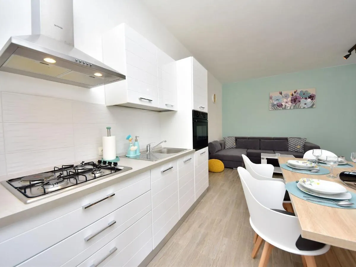 Lovely Apartment In Kru Evo With Barbecue Krusevo